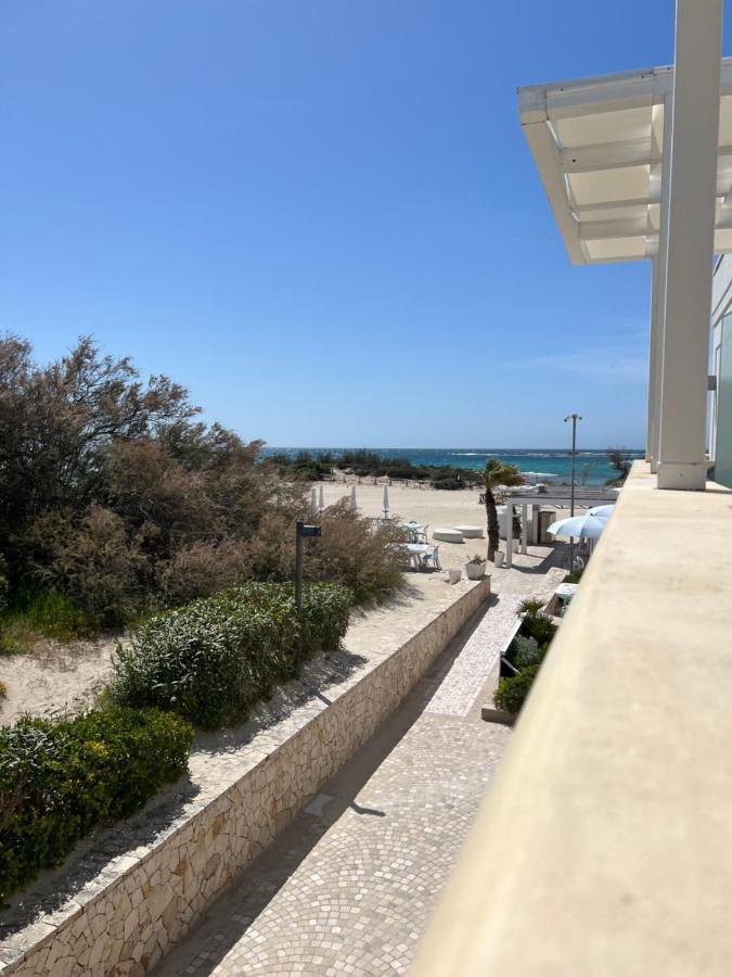 Tabu Hotel Porto Cesareo Bagian luar foto