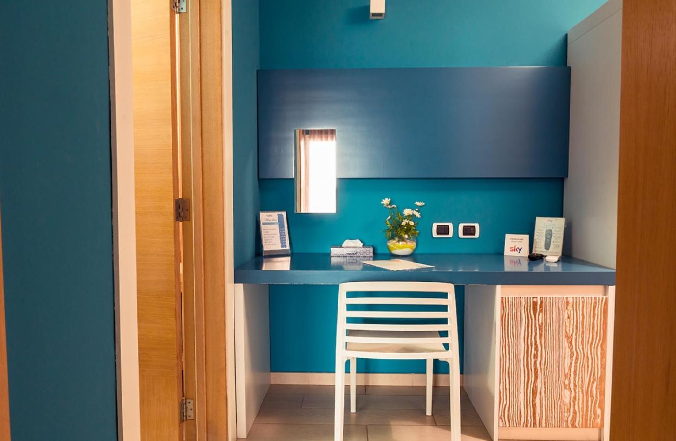 Tabu Hotel Porto Cesareo Bagian luar foto